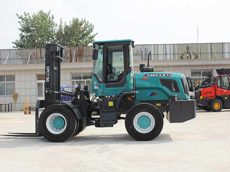 JinLong 5T Cross-country forklift